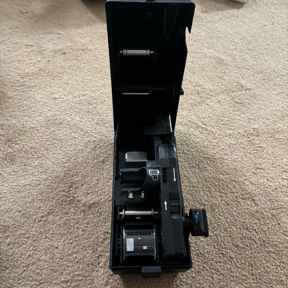 Polaroid 35mm Auto Processor - Picture 8 of 9